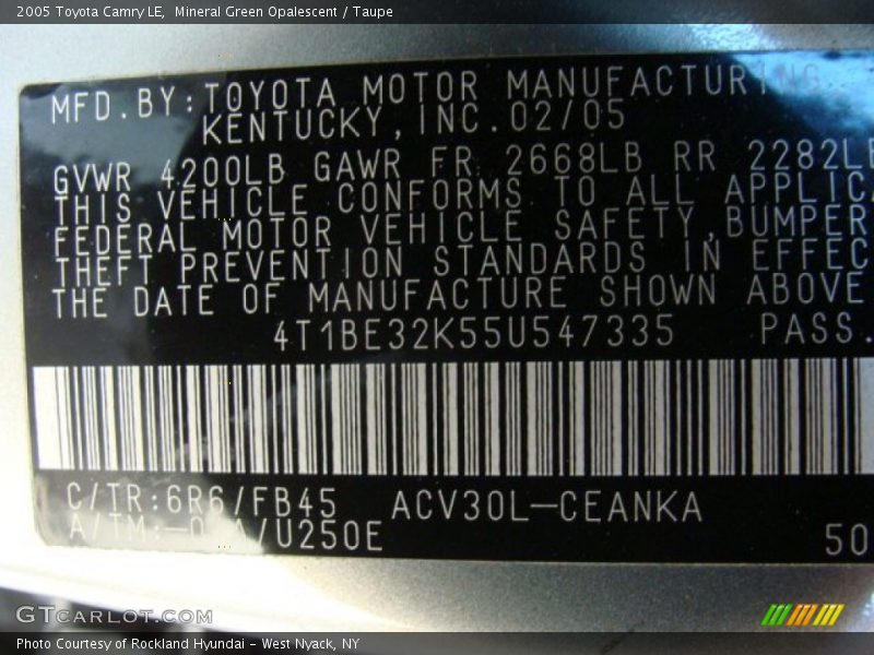 Mineral Green Opalescent / Taupe 2005 Toyota Camry LE