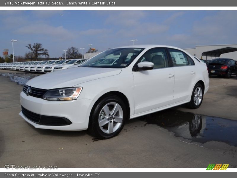 Candy White / Cornsilk Beige 2013 Volkswagen Jetta TDI Sedan