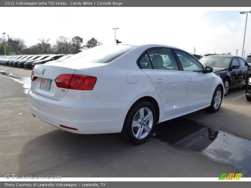Candy White / Cornsilk Beige 2013 Volkswagen Jetta TDI Sedan