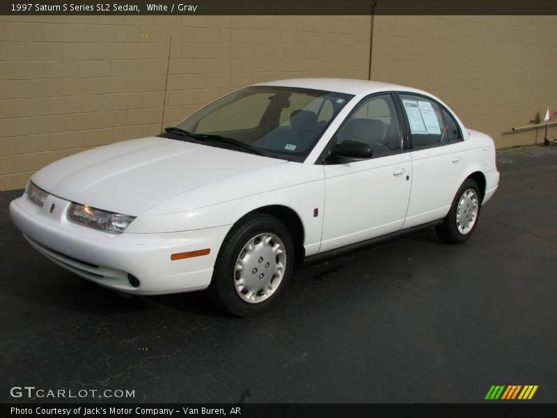 White / Gray 1997 Saturn S Series SL2 Sedan