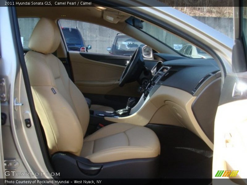 Camel Pearl / Camel 2011 Hyundai Sonata GLS