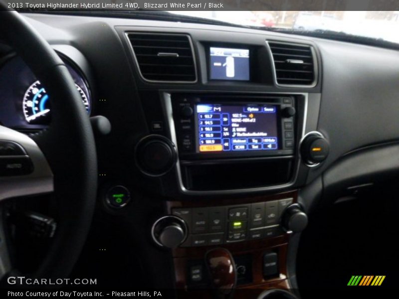 Blizzard White Pearl / Black 2013 Toyota Highlander Hybrid Limited 4WD