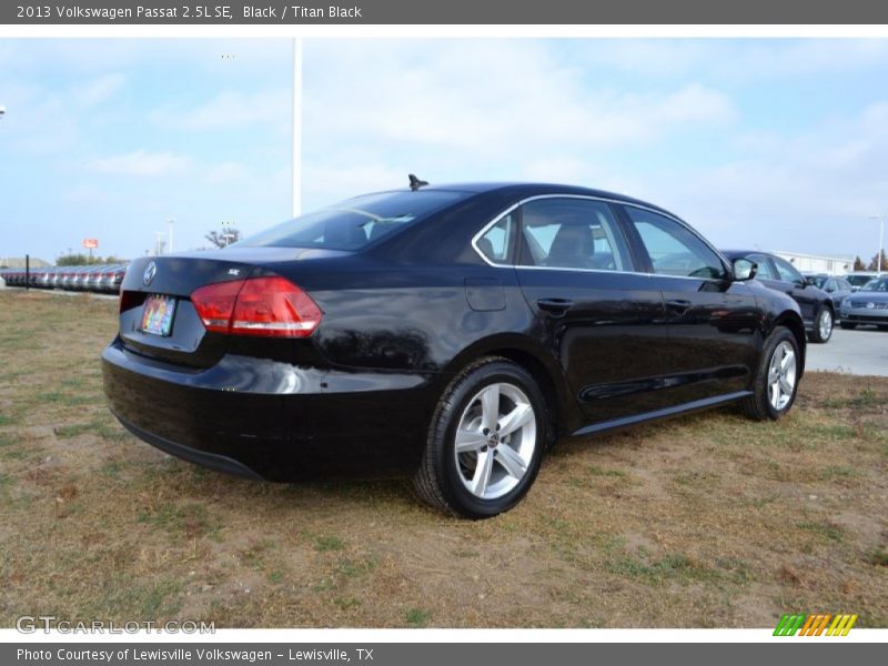 Black / Titan Black 2013 Volkswagen Passat 2.5L SE