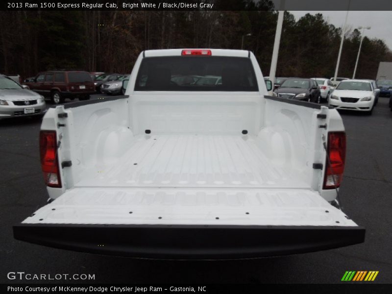 Bright White / Black/Diesel Gray 2013 Ram 1500 Express Regular Cab