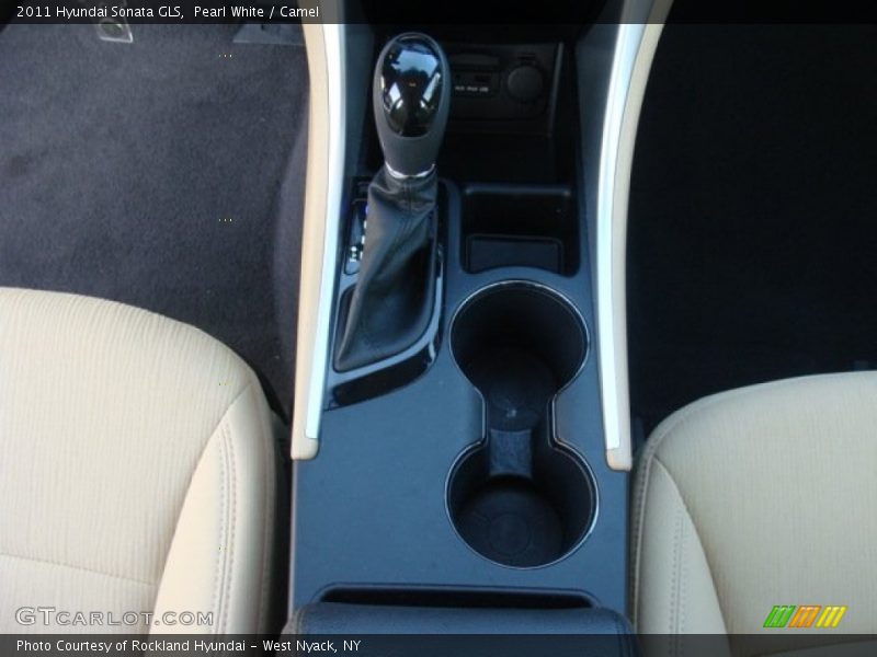 Pearl White / Camel 2011 Hyundai Sonata GLS