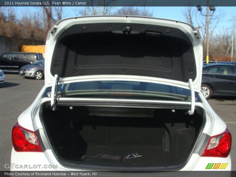Pearl White / Camel 2011 Hyundai Sonata GLS