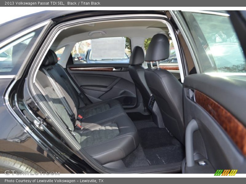 Black / Titan Black 2013 Volkswagen Passat TDI SEL