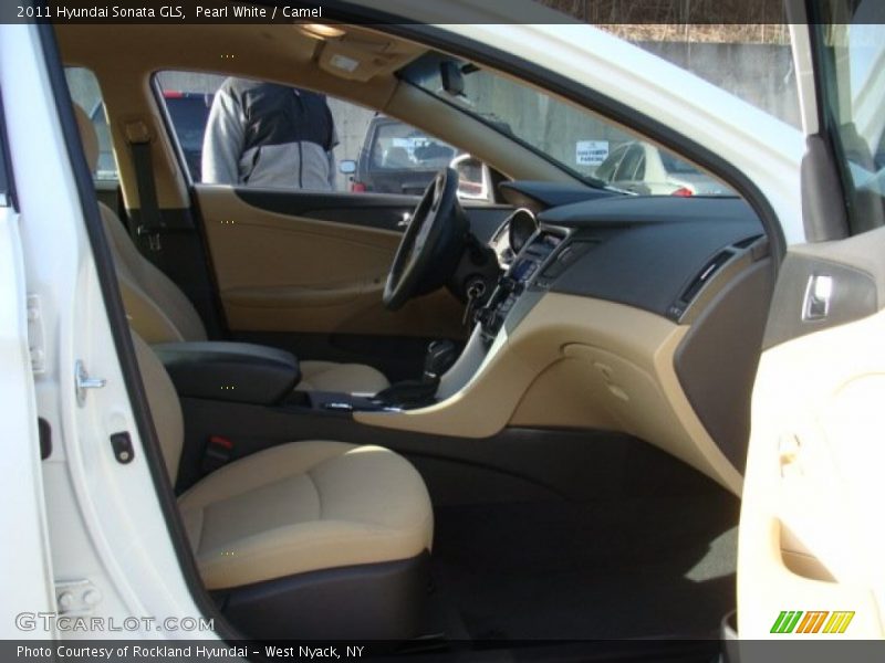 Pearl White / Camel 2011 Hyundai Sonata GLS