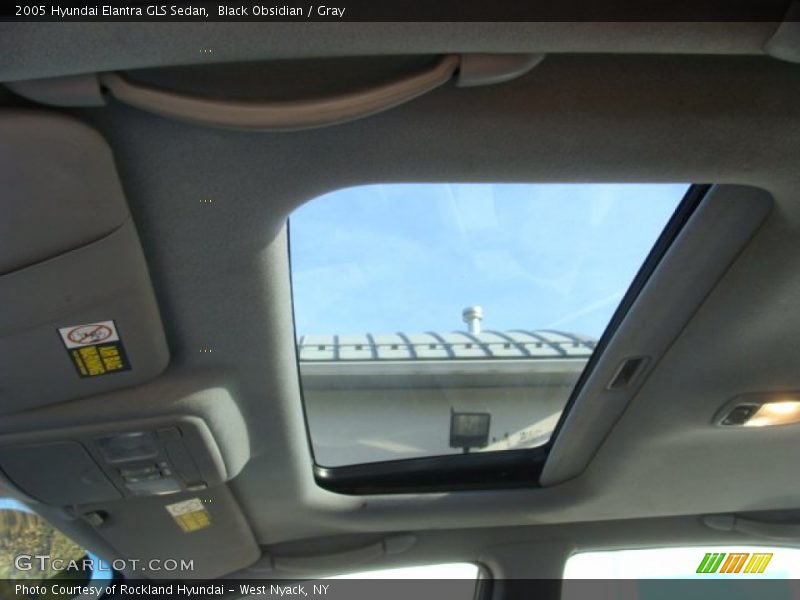 Black Obsidian / Gray 2005 Hyundai Elantra GLS Sedan