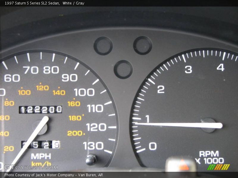 White / Gray 1997 Saturn S Series SL2 Sedan