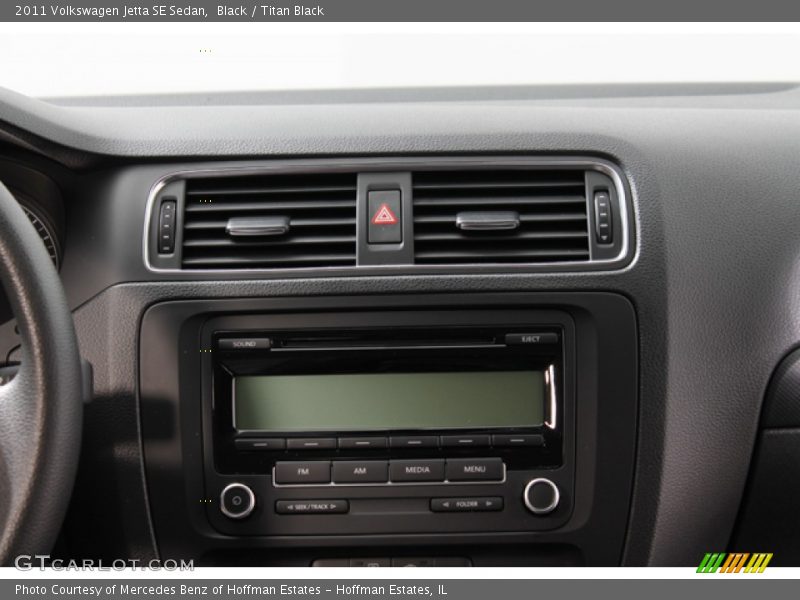 Black / Titan Black 2011 Volkswagen Jetta SE Sedan
