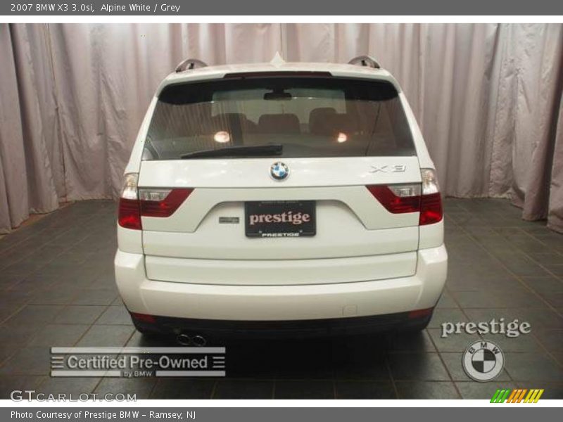 Alpine White / Grey 2007 BMW X3 3.0si