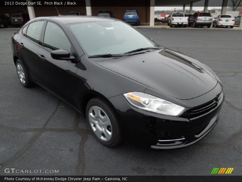 Pitch Black / Black 2013 Dodge Dart SE