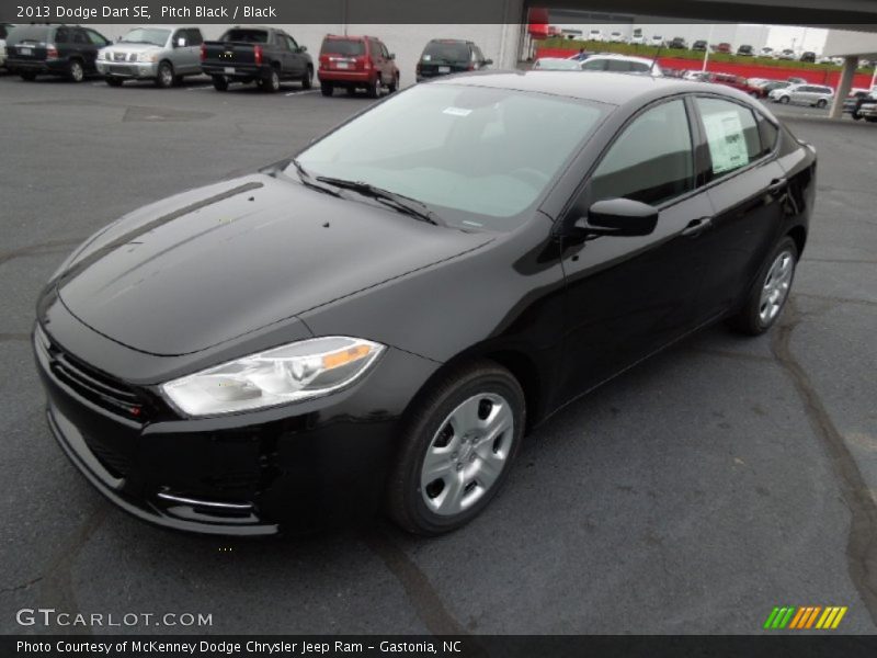 Pitch Black / Black 2013 Dodge Dart SE