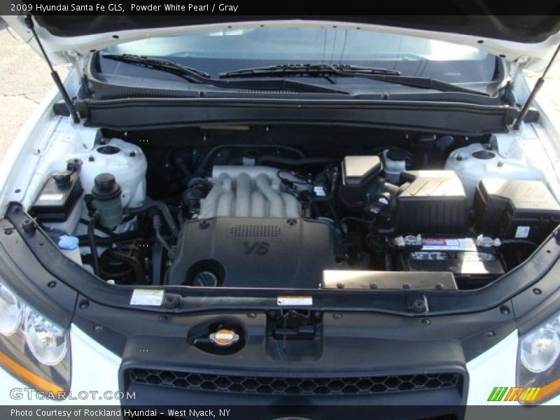 Powder White Pearl / Gray 2009 Hyundai Santa Fe GLS