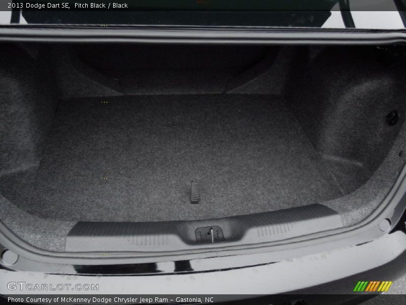 Pitch Black / Black 2013 Dodge Dart SE
