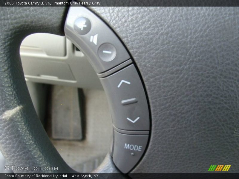 Phantom Gray Pearl / Gray 2005 Toyota Camry LE V6