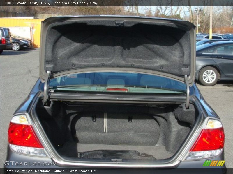 Phantom Gray Pearl / Gray 2005 Toyota Camry LE V6