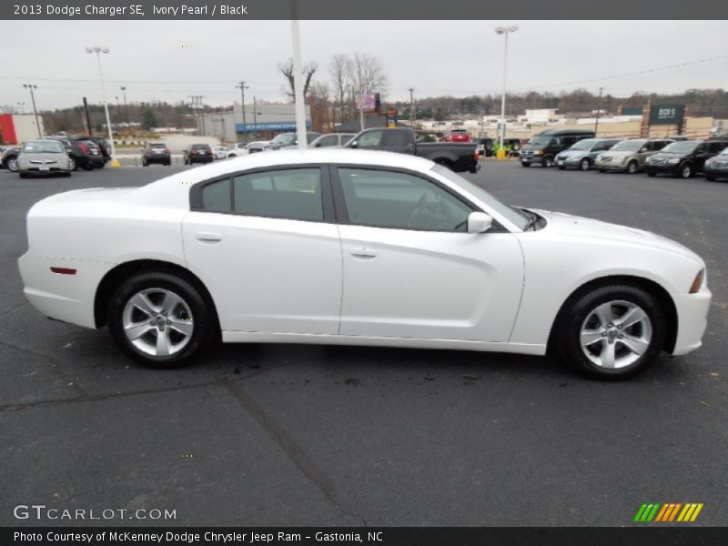 Ivory Pearl / Black 2013 Dodge Charger SE