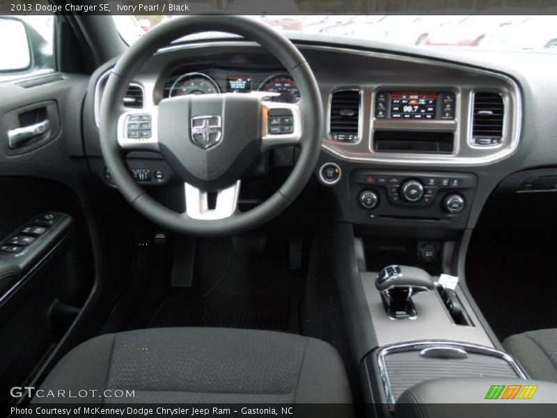 Ivory Pearl / Black 2013 Dodge Charger SE