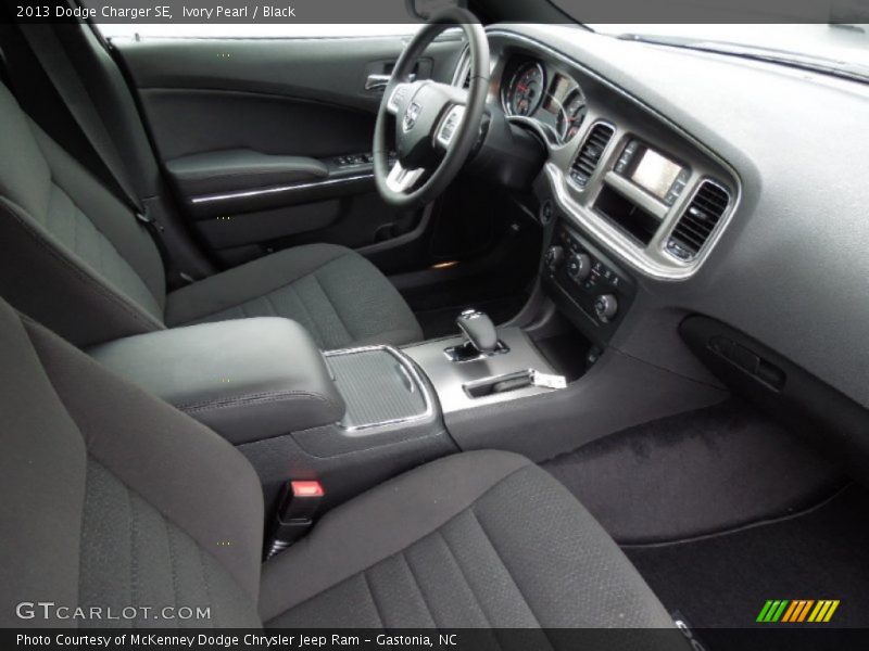 Ivory Pearl / Black 2013 Dodge Charger SE