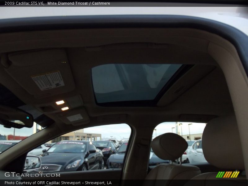 White Diamond Tricoat / Cashmere 2009 Cadillac STS V6