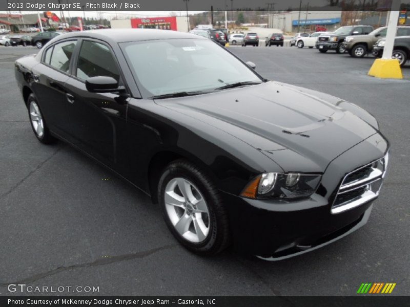 Pitch Black / Black 2013 Dodge Charger SE