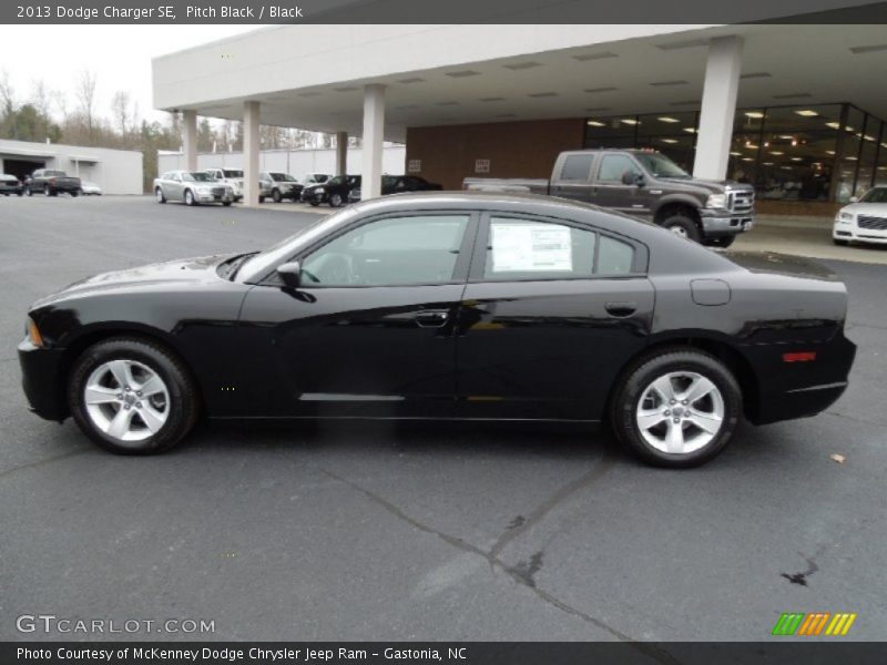 Pitch Black / Black 2013 Dodge Charger SE