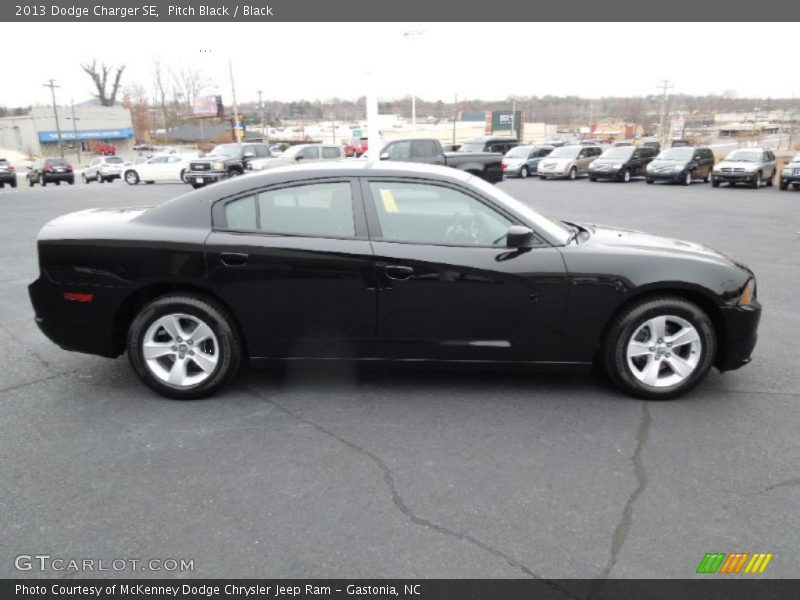Pitch Black / Black 2013 Dodge Charger SE