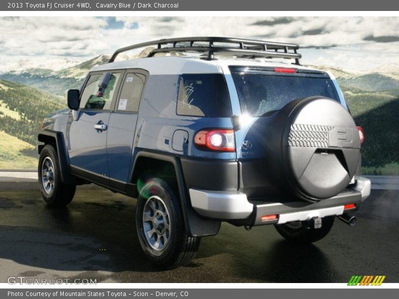 Cavalry Blue / Dark Charcoal 2013 Toyota FJ Cruiser 4WD