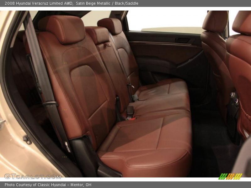 Rear Seat of 2008 Veracruz Limited AWD