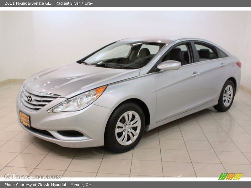 Radiant Silver / Gray 2011 Hyundai Sonata GLS
