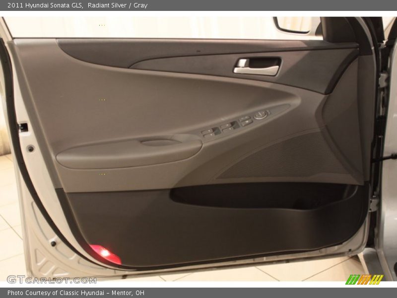 Radiant Silver / Gray 2011 Hyundai Sonata GLS