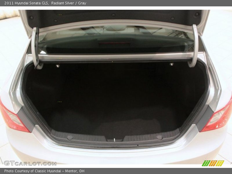 Radiant Silver / Gray 2011 Hyundai Sonata GLS