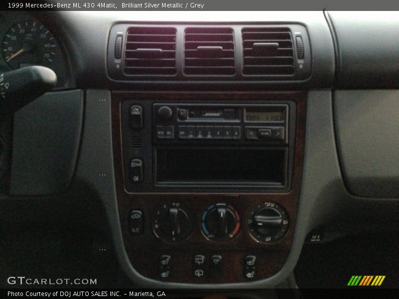 Brilliant Silver Metallic / Grey 1999 Mercedes-Benz ML 430 4Matic