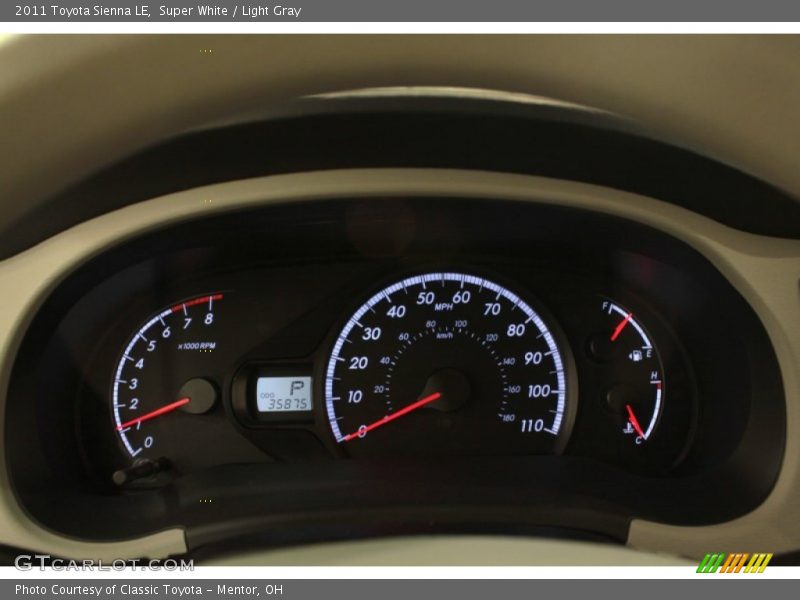 Super White / Light Gray 2011 Toyota Sienna LE