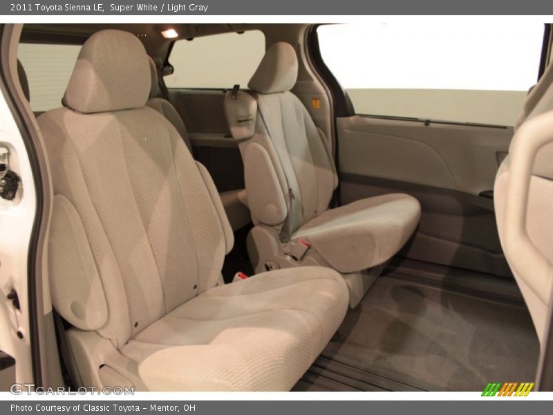 Super White / Light Gray 2011 Toyota Sienna LE