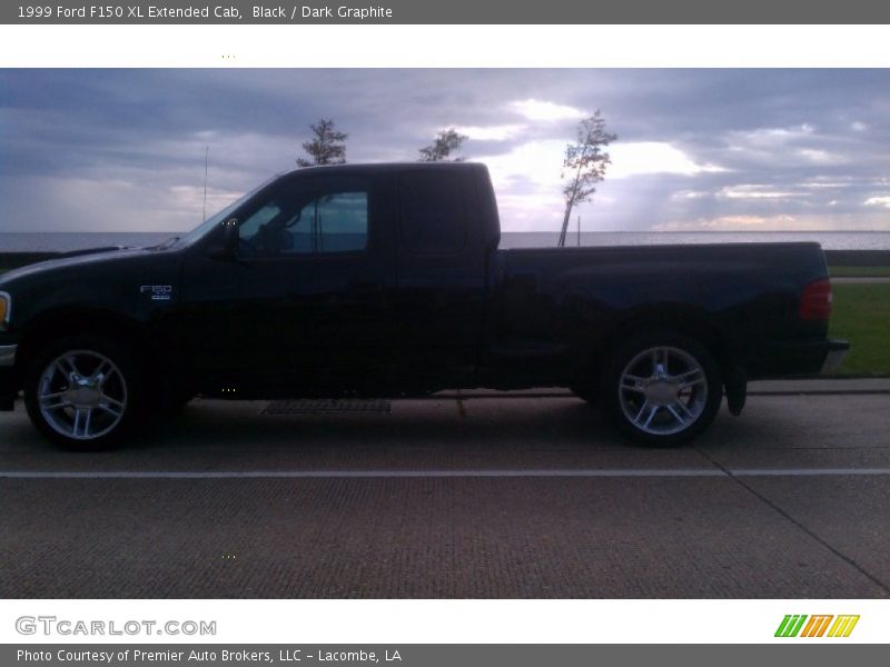 Black / Dark Graphite 1999 Ford F150 XL Extended Cab