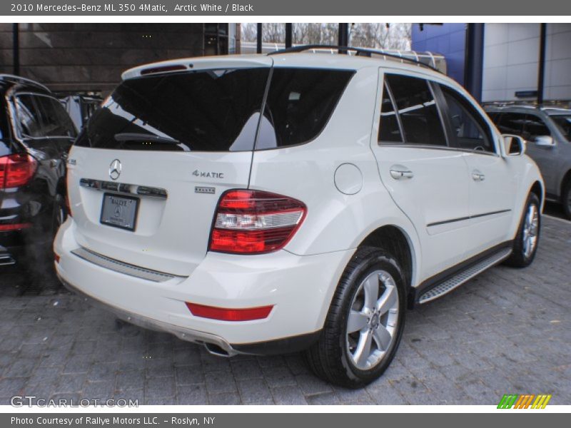 Arctic White / Black 2010 Mercedes-Benz ML 350 4Matic