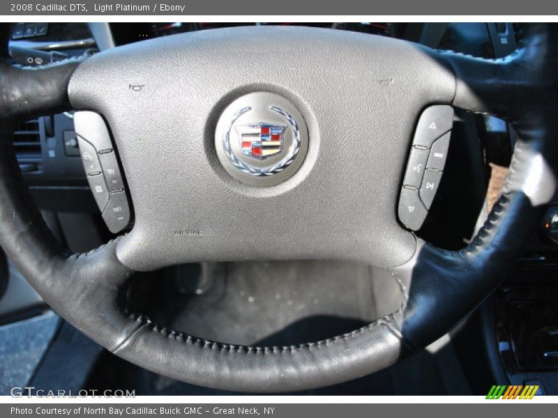 Light Platinum / Ebony 2008 Cadillac DTS