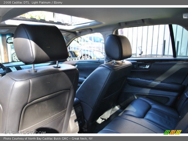 Light Platinum / Ebony 2008 Cadillac DTS