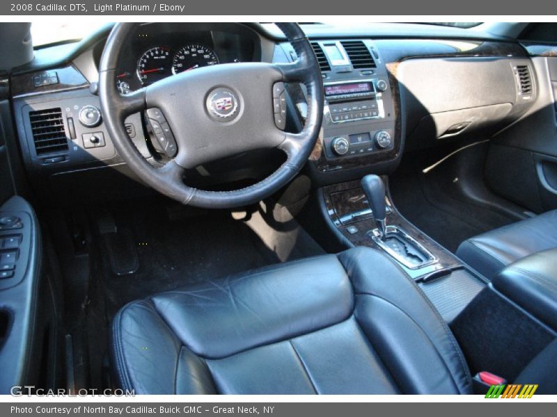 Light Platinum / Ebony 2008 Cadillac DTS