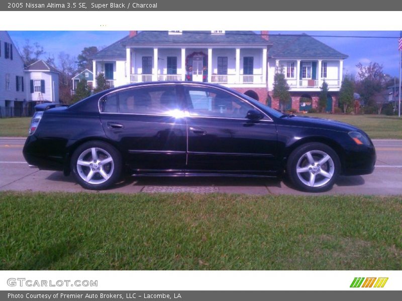 Super Black / Charcoal 2005 Nissan Altima 3.5 SE