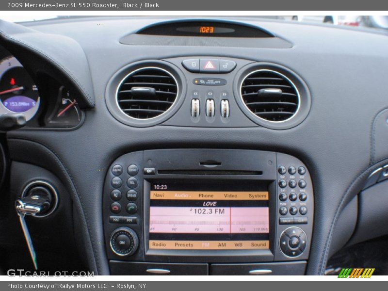 Controls of 2009 SL 550 Roadster