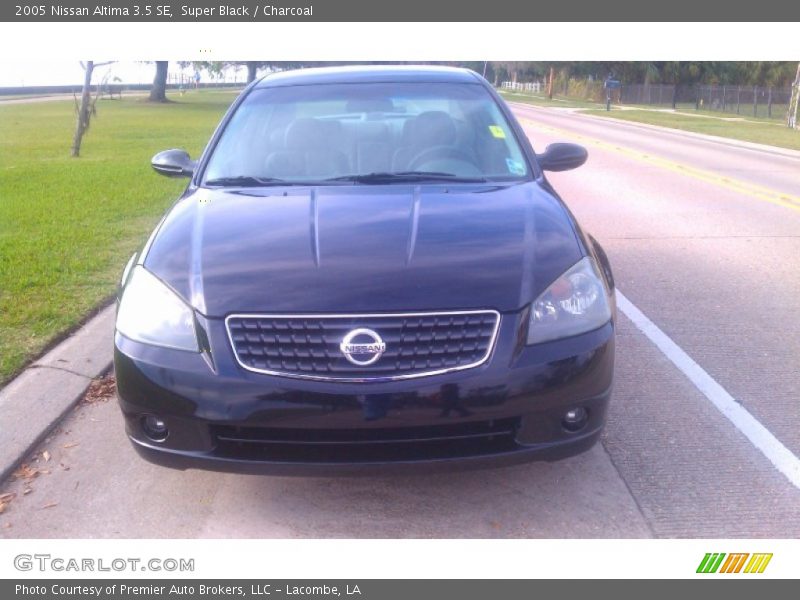Super Black / Charcoal 2005 Nissan Altima 3.5 SE
