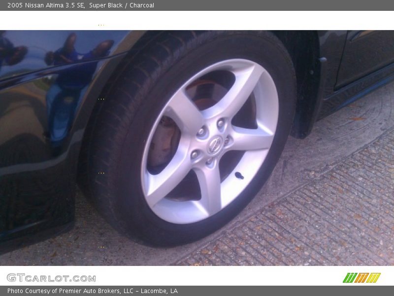 Super Black / Charcoal 2005 Nissan Altima 3.5 SE