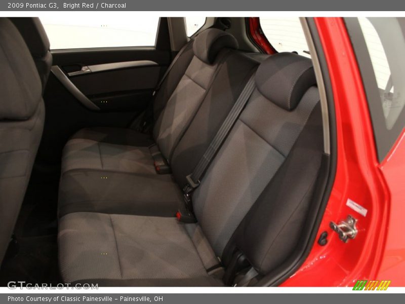 Bright Red / Charcoal 2009 Pontiac G3