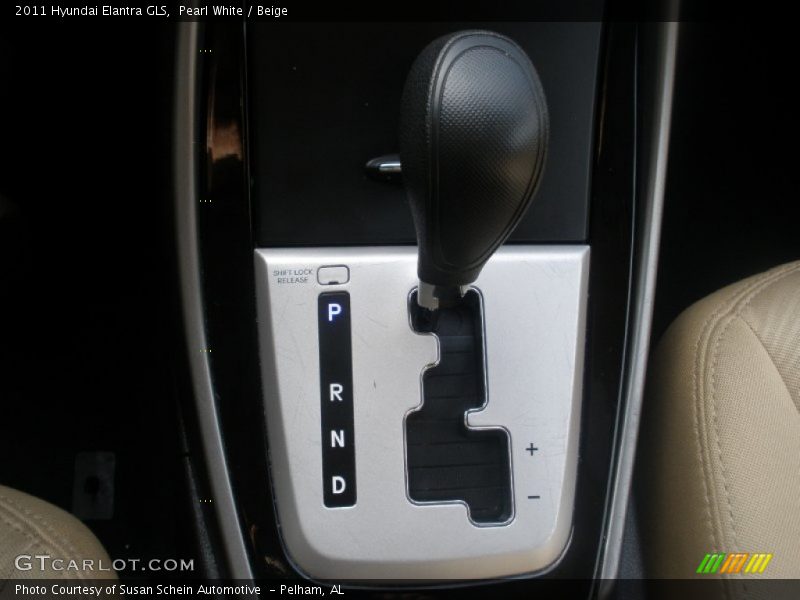 Pearl White / Beige 2011 Hyundai Elantra GLS