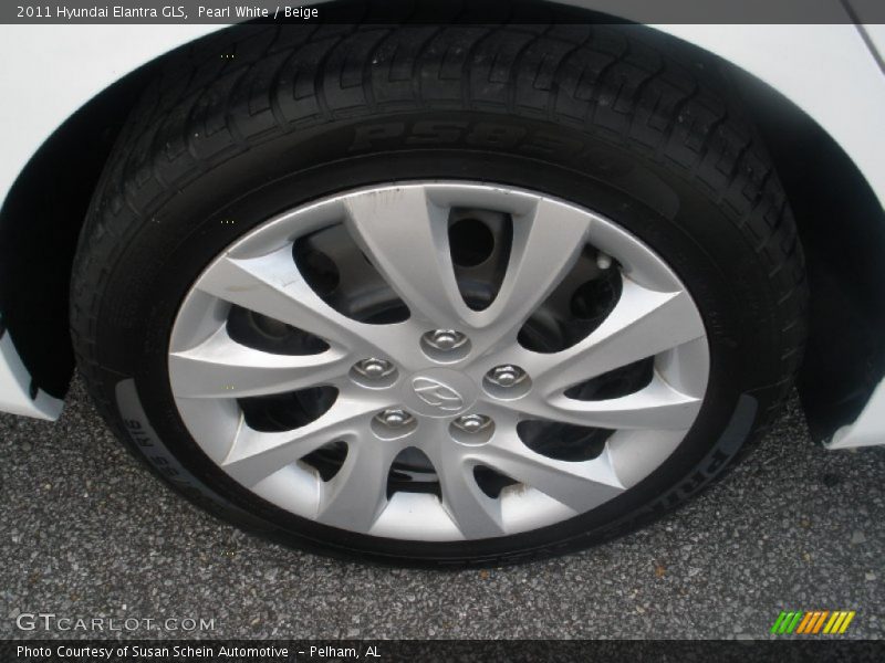 Pearl White / Beige 2011 Hyundai Elantra GLS