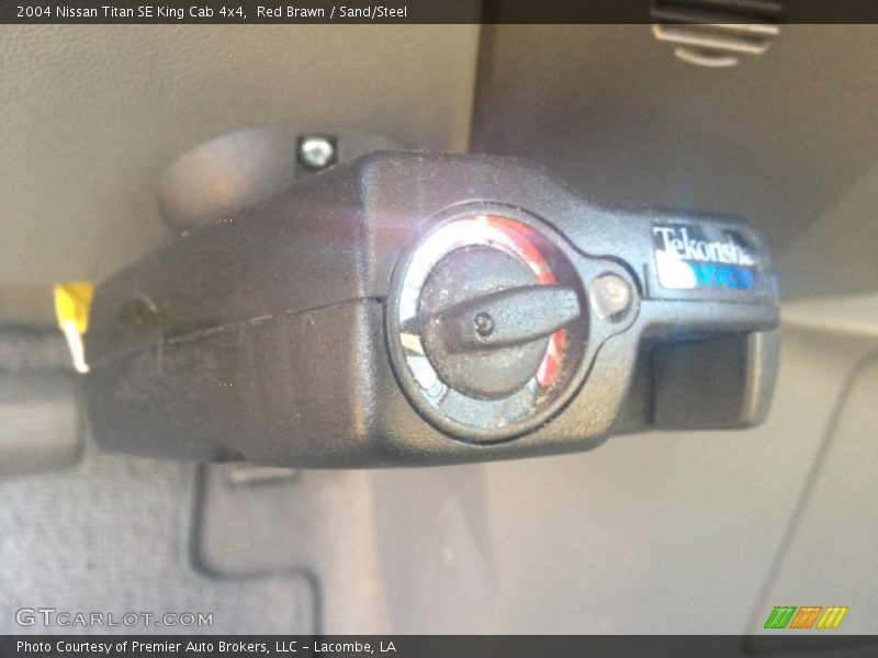 Red Brawn / Sand/Steel 2004 Nissan Titan SE King Cab 4x4
